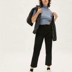 Everlane The Straight-Leg Crop Pant in black size 6